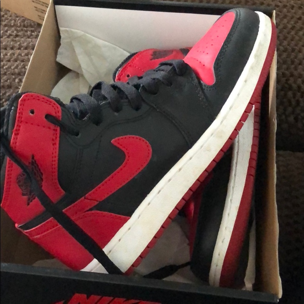 Air Jordan 1 Breds